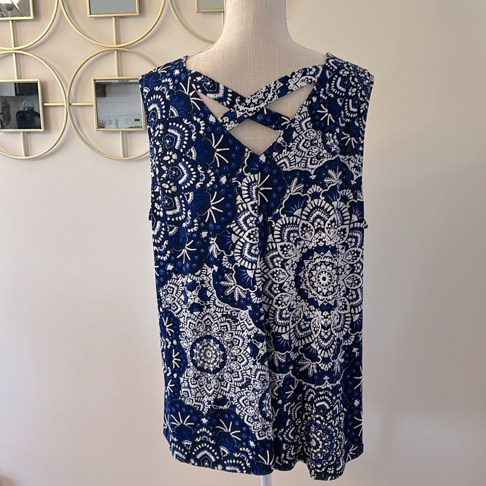 Westport woman’s Mandala Floral Navy blue sleeveless top, crisscross back, 2X - Picture 5 of 11